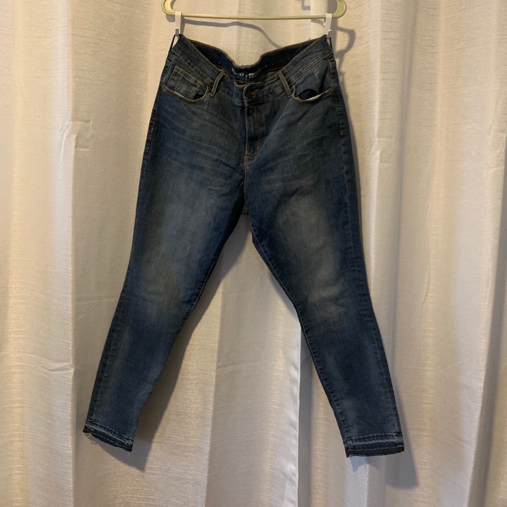 Old Navy Sculpt Jeans